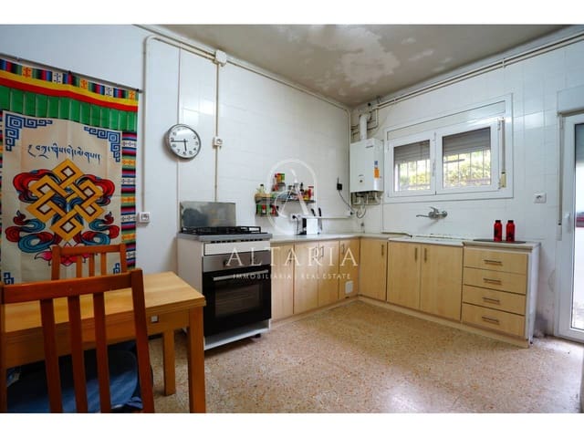 2 soveværelse Lejlighed til salg i Hostalric - € 179.000 (Ref: 9714366)