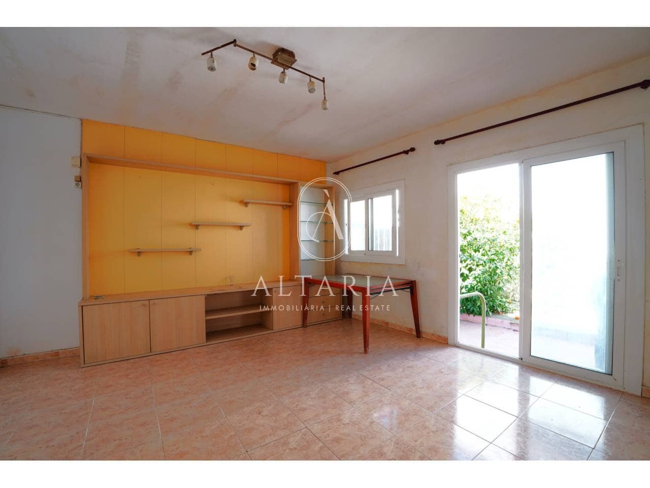 Casa de 6 habitaciones en Malgrat de Mar en venta - 280.000 € (Ref: 9744019)