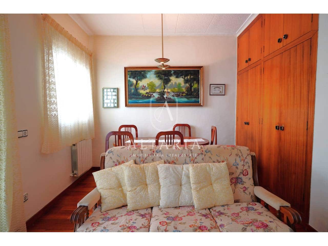 Casa de 6 habitaciones en Malgrat de Mar en venta - 280.000 € (Ref: 9744019)