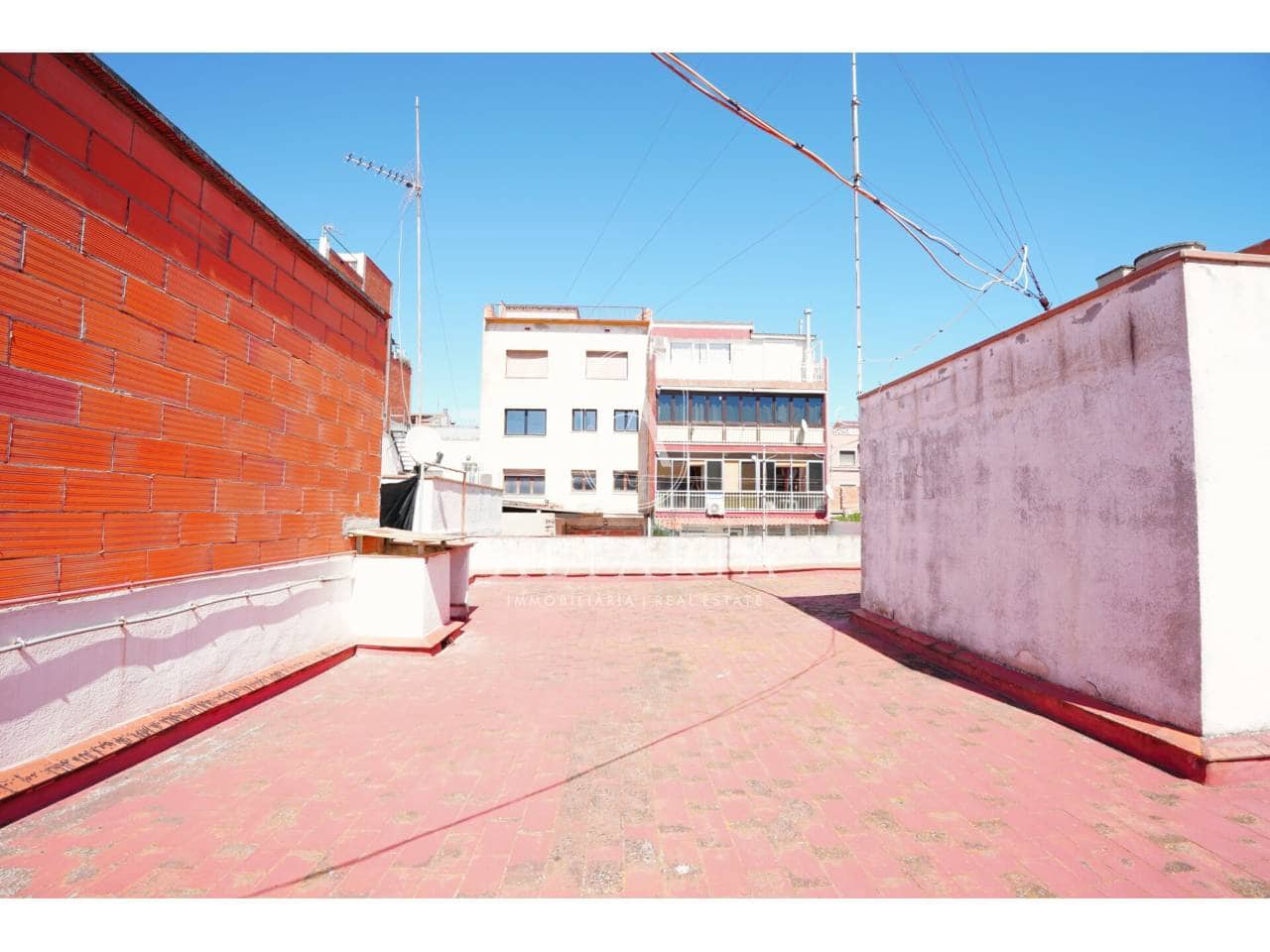 Casa de 6 habitaciones en Malgrat de Mar en venta - 280.000 € (Ref: 9744019)