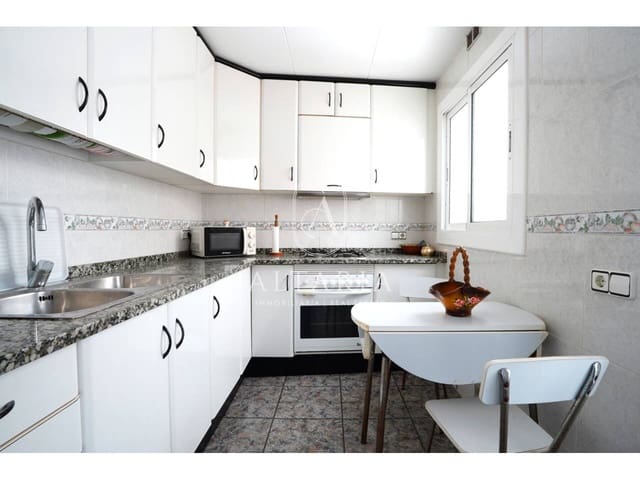 6 bedroom Townhouse for sale in Malgrat de Mar - € 280,000 (Ref: 9744019)