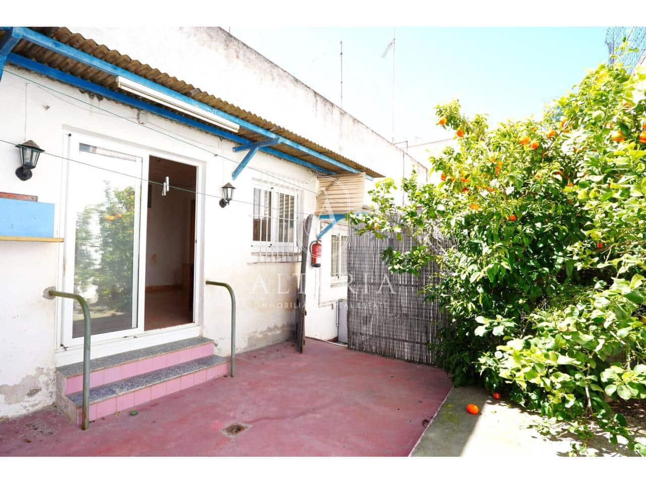 Casa de 6 habitaciones en Malgrat de Mar en venta - 280.000 € (Ref: 9744019)