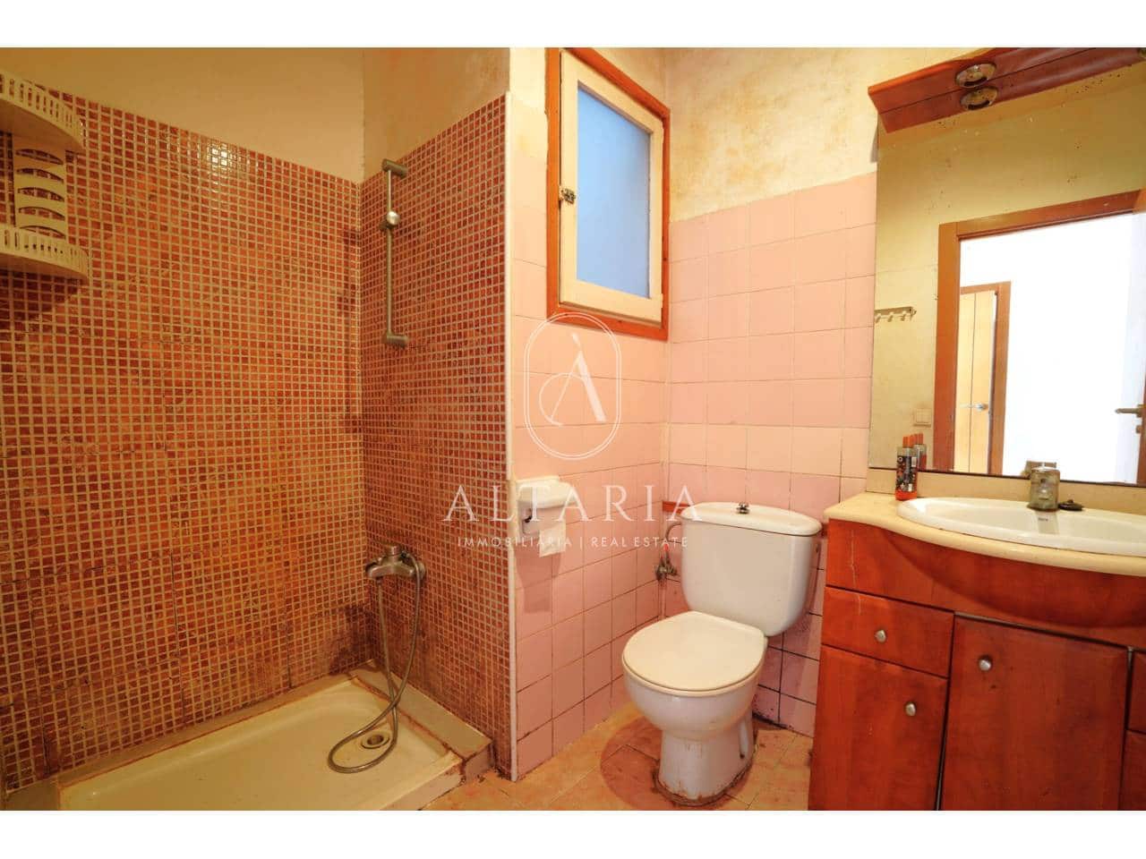 Casa de 6 habitaciones en Malgrat de Mar en venta - 280.000 € (Ref: 9744019)