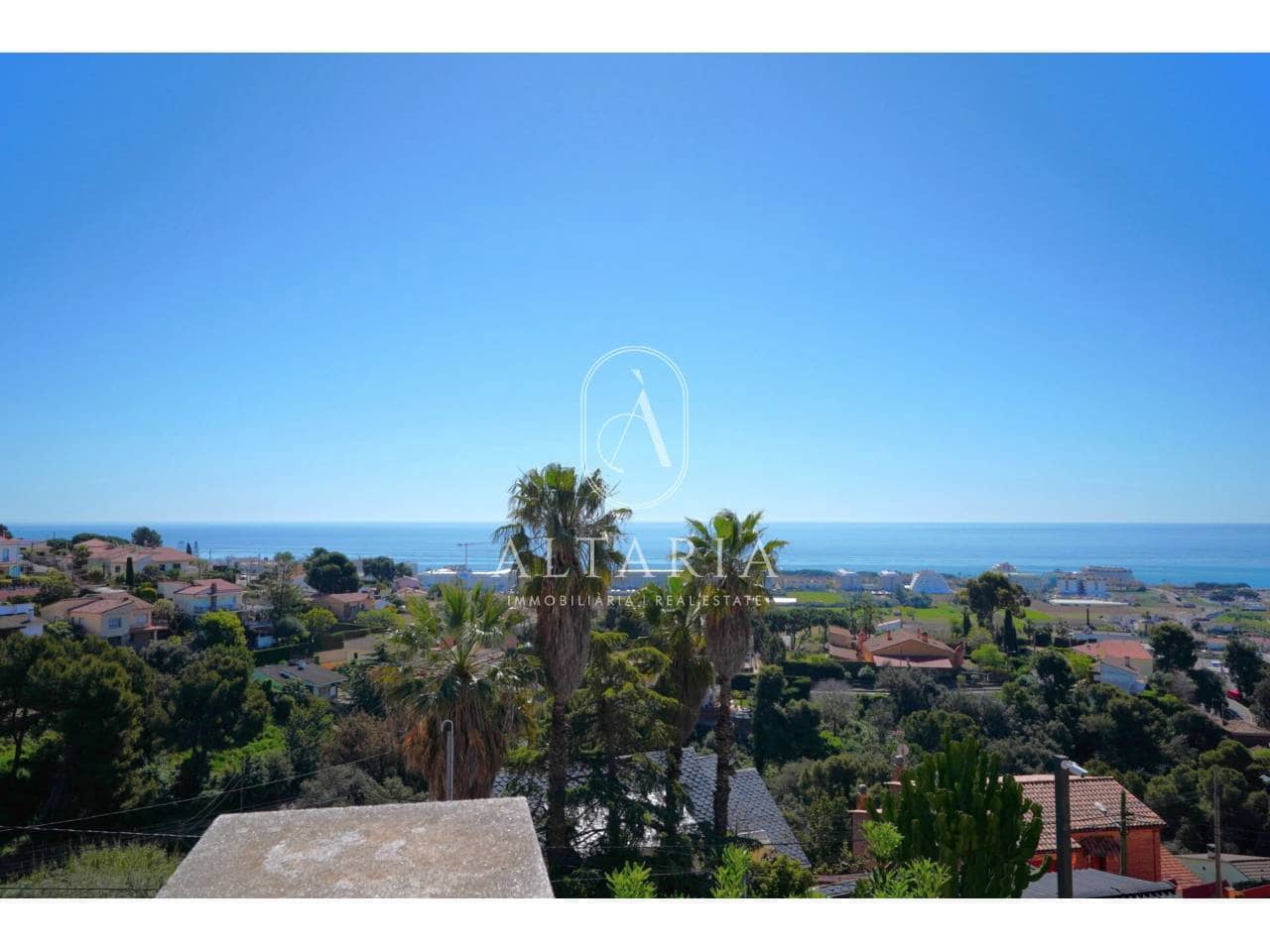 5 soveværelse Villa til salg i Santa Susanna med swimmingpool garage - € 454.000 (Ref: 9751502)