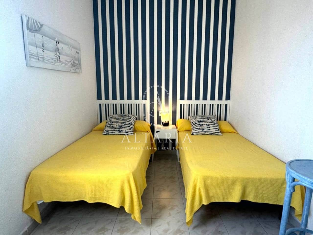 5 soveværelse Villa til salg i Santa Susanna med swimmingpool garage - € 454.000 (Ref: 9751502)