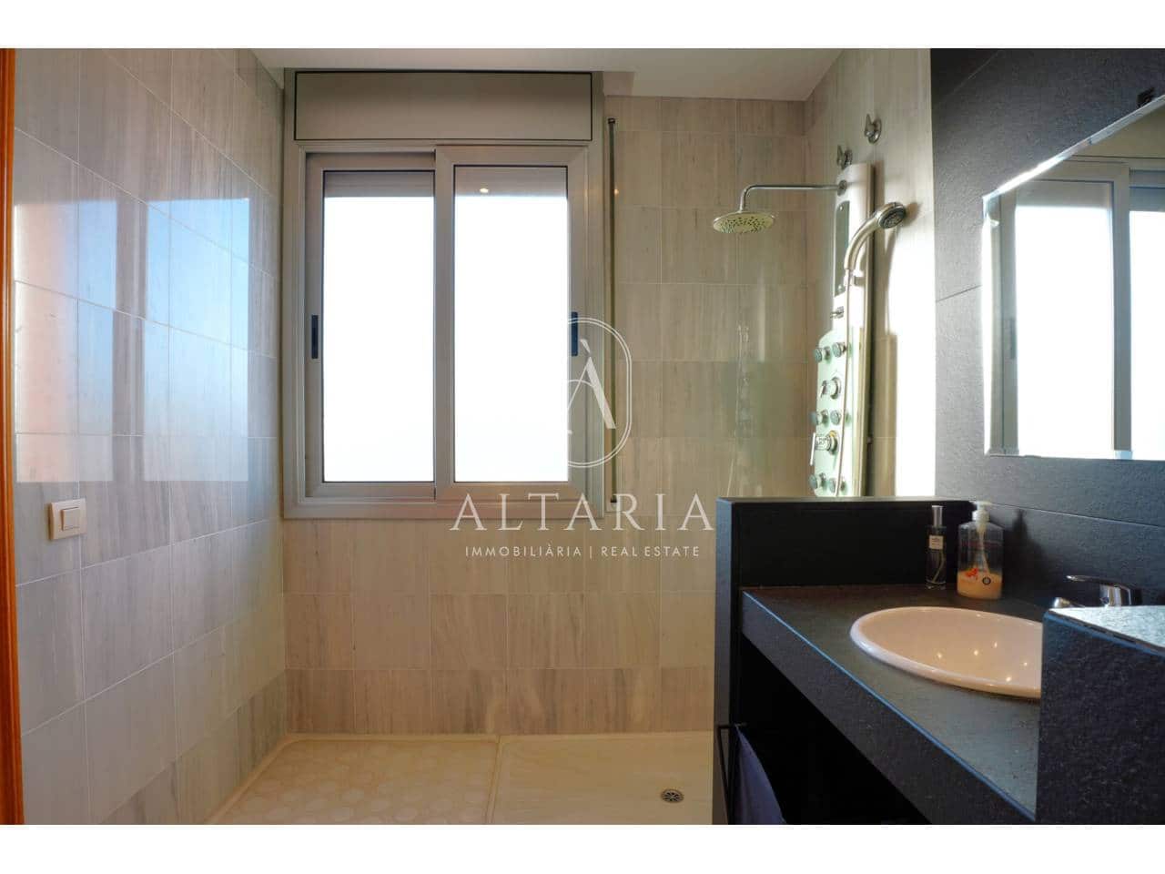 4 soveværelse Semi-Rækkehus til salg i Malgrat de Mar - € 399.000 (Ref: 9755231)