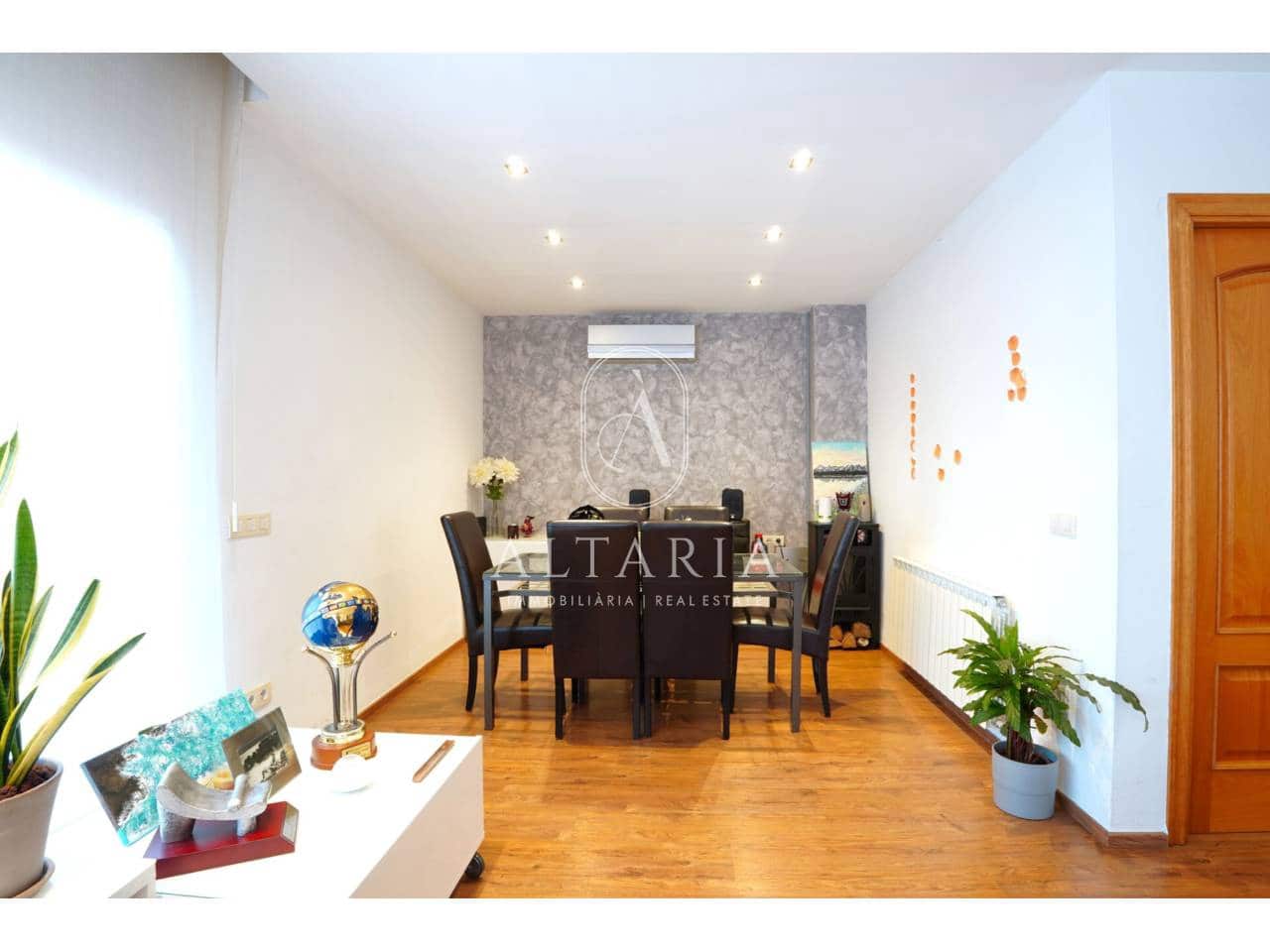 4 soveværelse Semi-Rækkehus til salg i Malgrat de Mar - € 399.000 (Ref: 9755231)