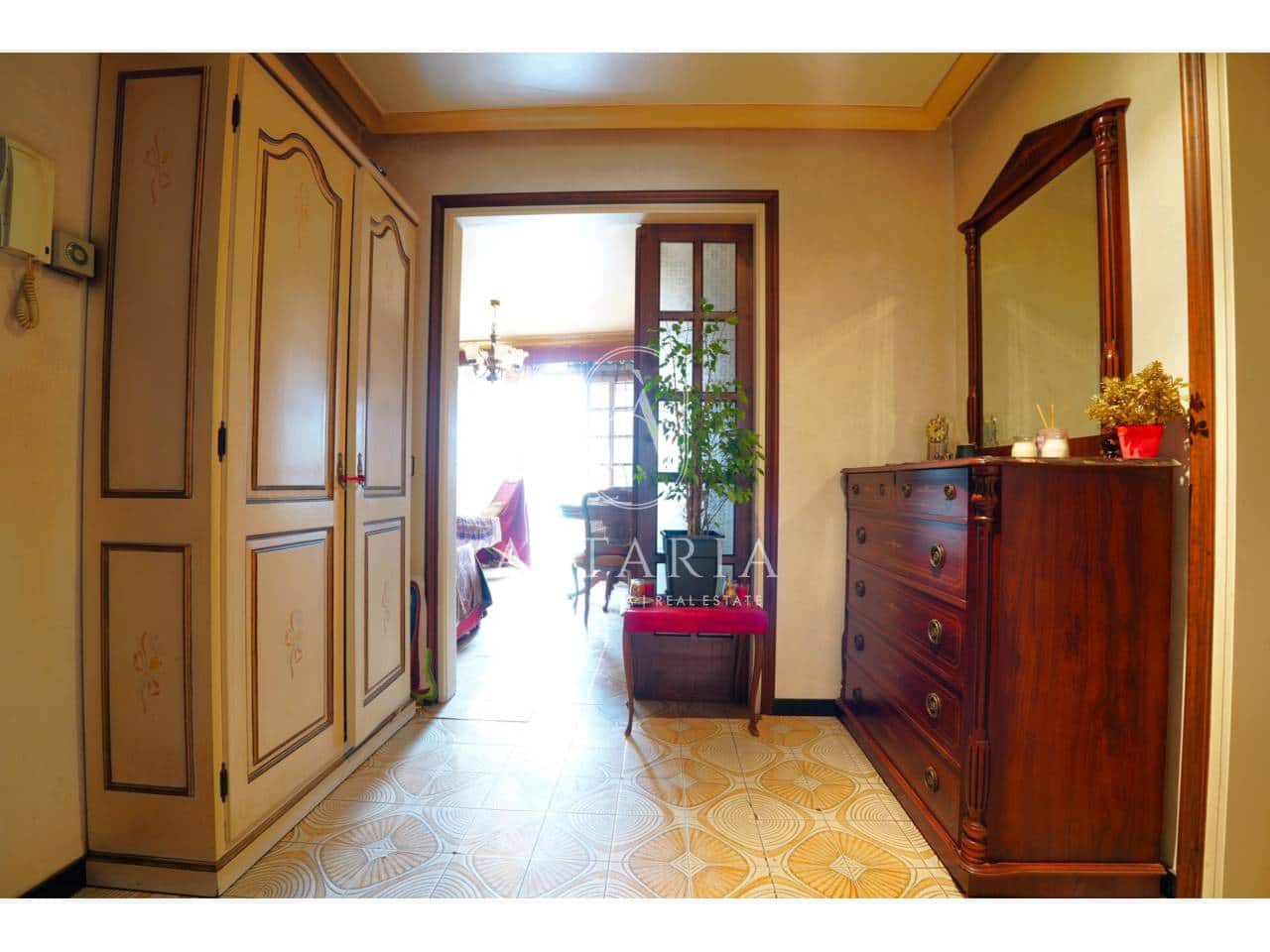 4 bedroom Flat for sale in Llagostera - € 195,000 (Ref: 9770185)