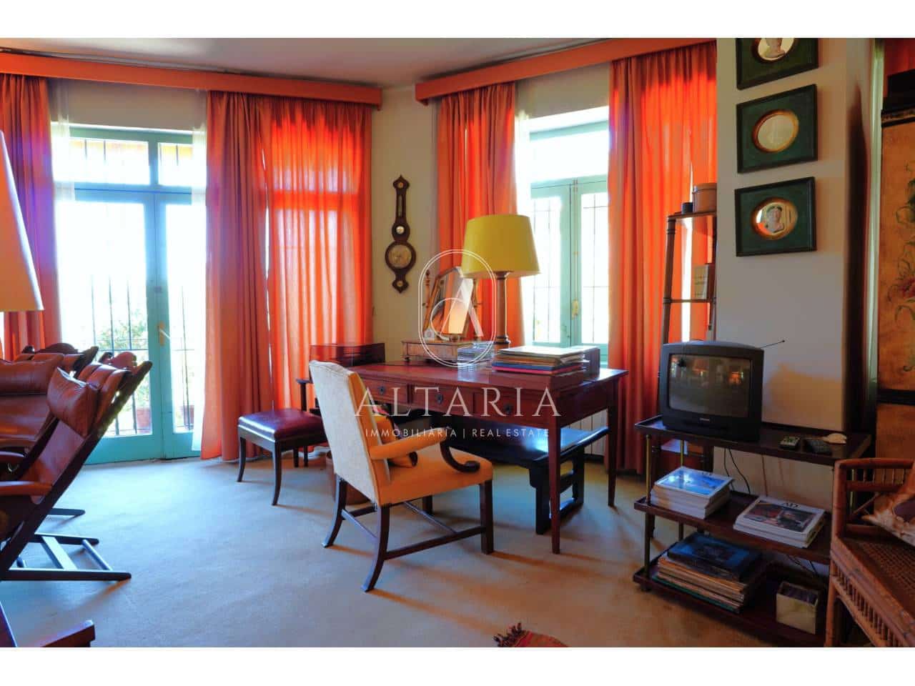 4 bedroom Villa for sale in Santa Susanna - € 820,000 (Ref: 9777325)