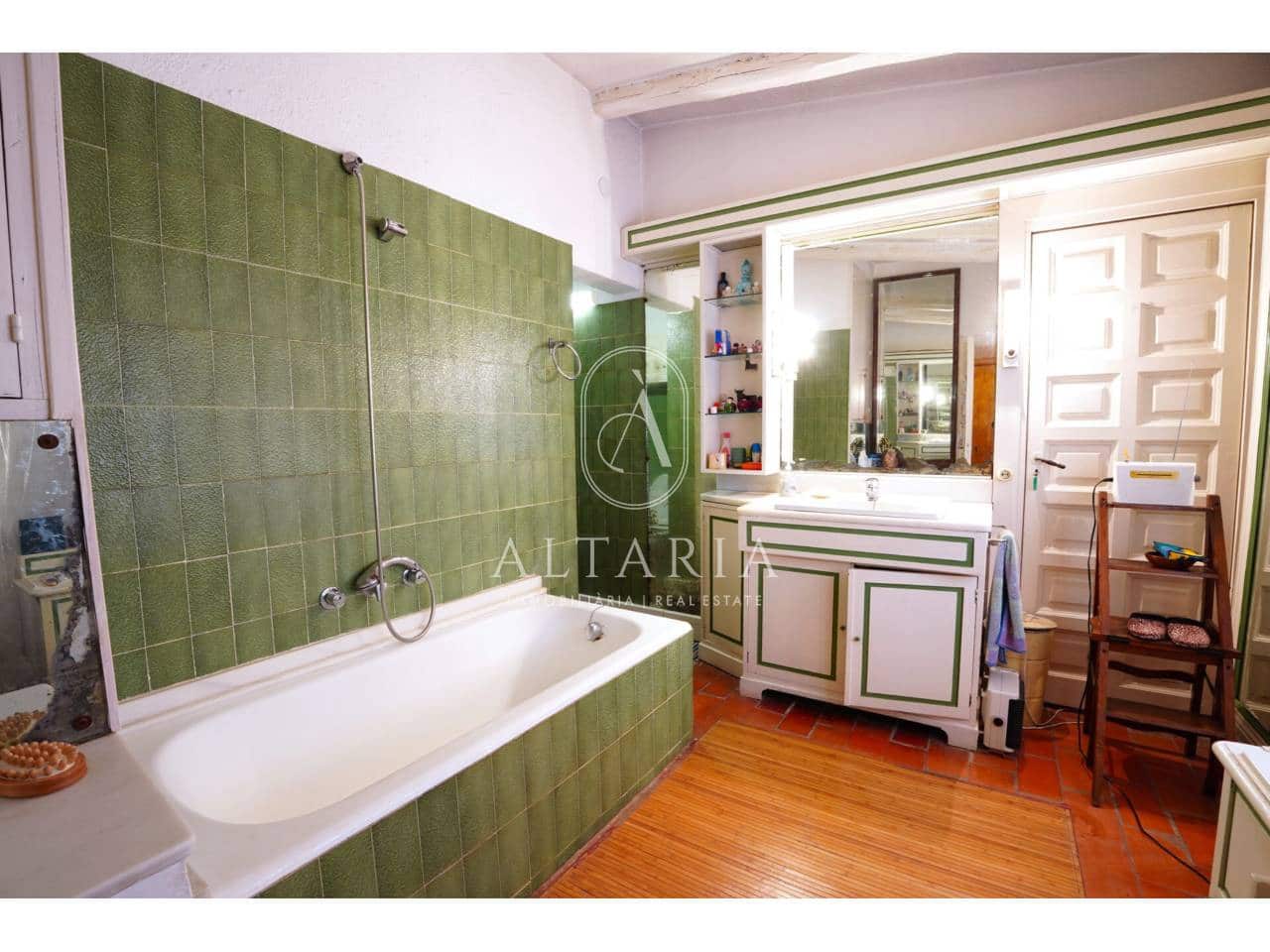 4 bedroom Villa for sale in Santa Susanna - € 820,000 (Ref: 9777325)