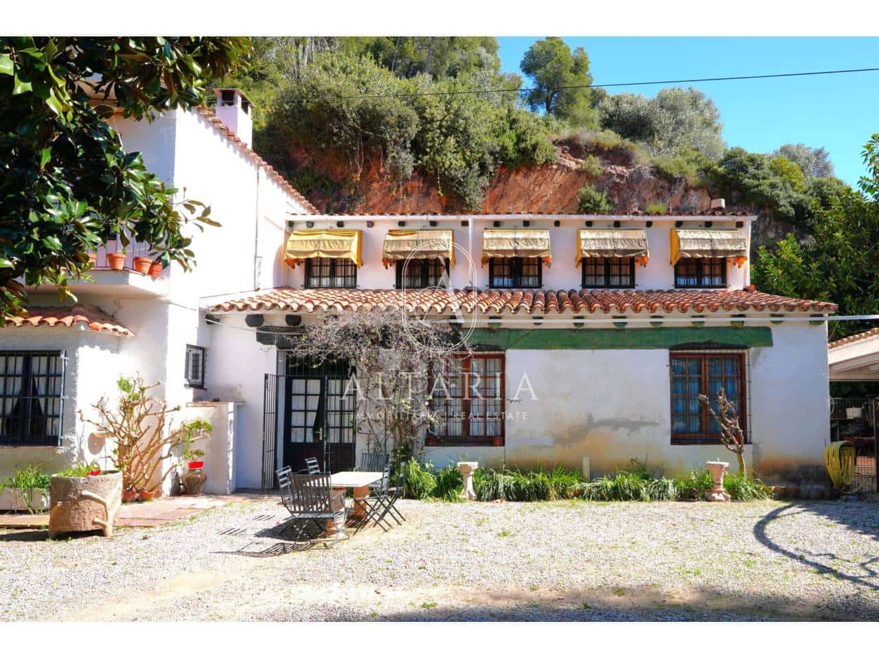 4 bedroom Villa for sale in Santa Susanna - € 820,000 (Ref: 9777325)