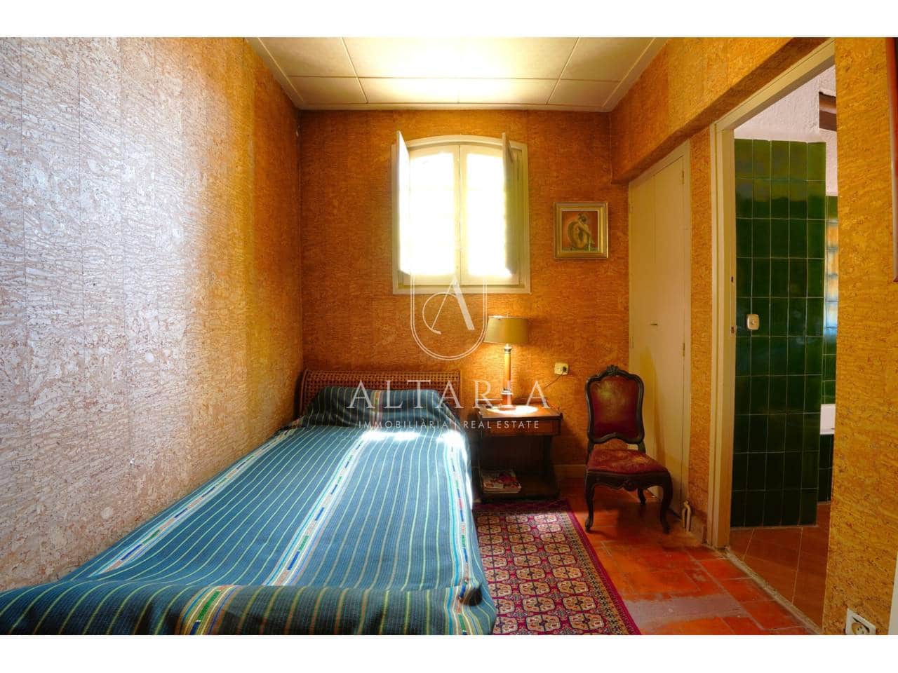 4 bedroom Villa for sale in Santa Susanna - € 820,000 (Ref: 9777325)