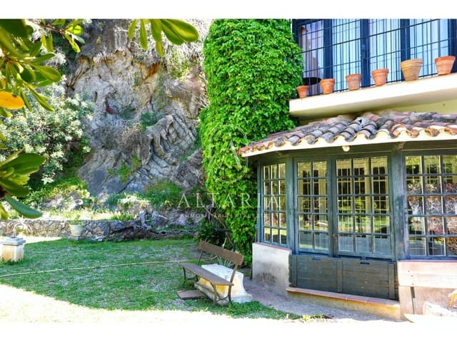 4 soverom Villa til salgs i Santa Susanna - € 820 000 (Ref: 9777325)