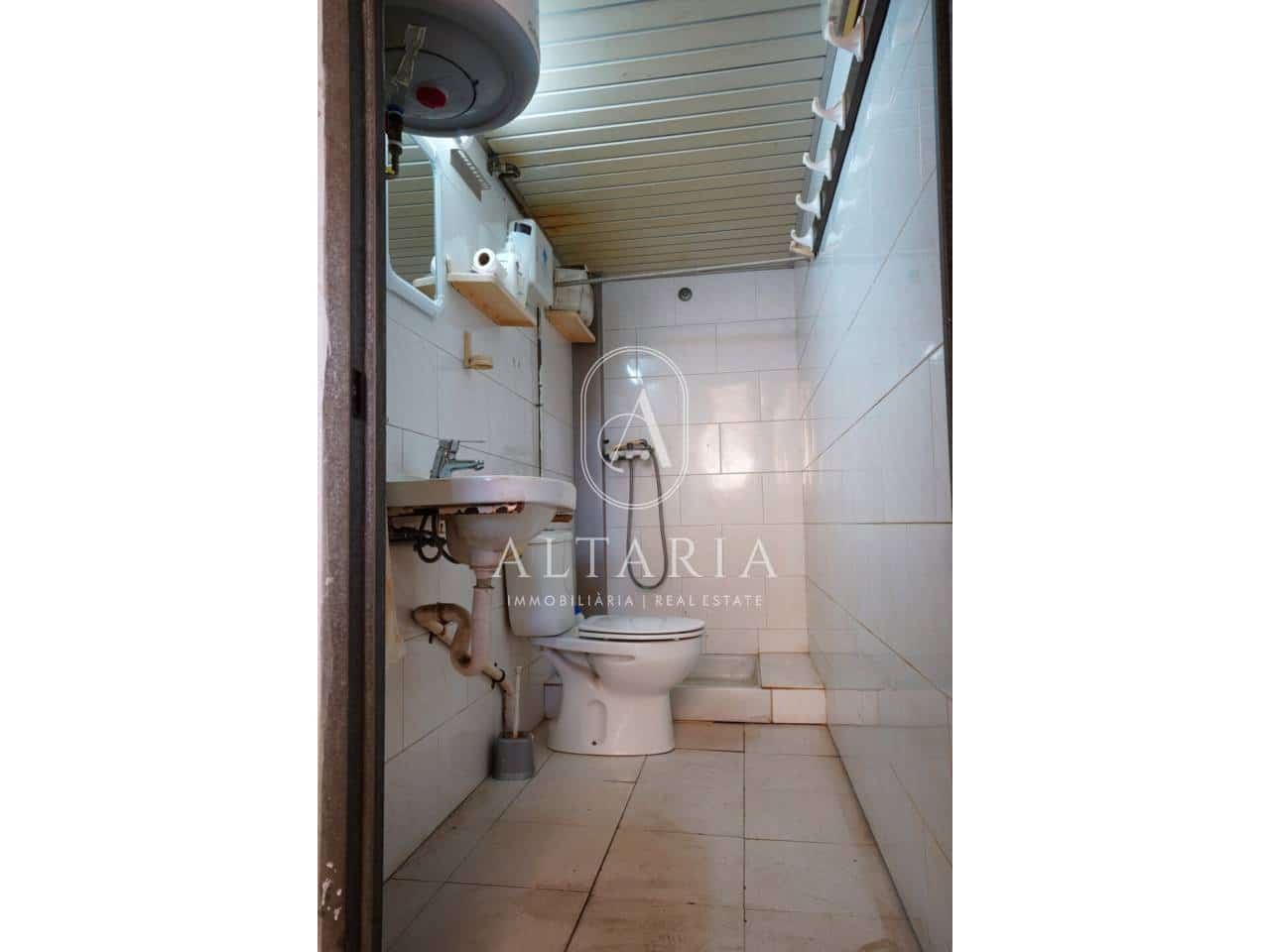 Kommersiell til salgs i Malgrat de Mar - € 149 000 (Ref: 9796851)