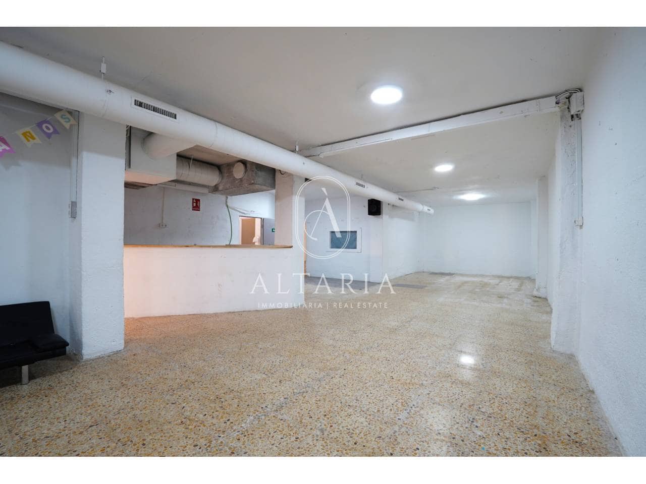 Commercial for sale in Blanes - € 78,000 (Ref: 9833175)