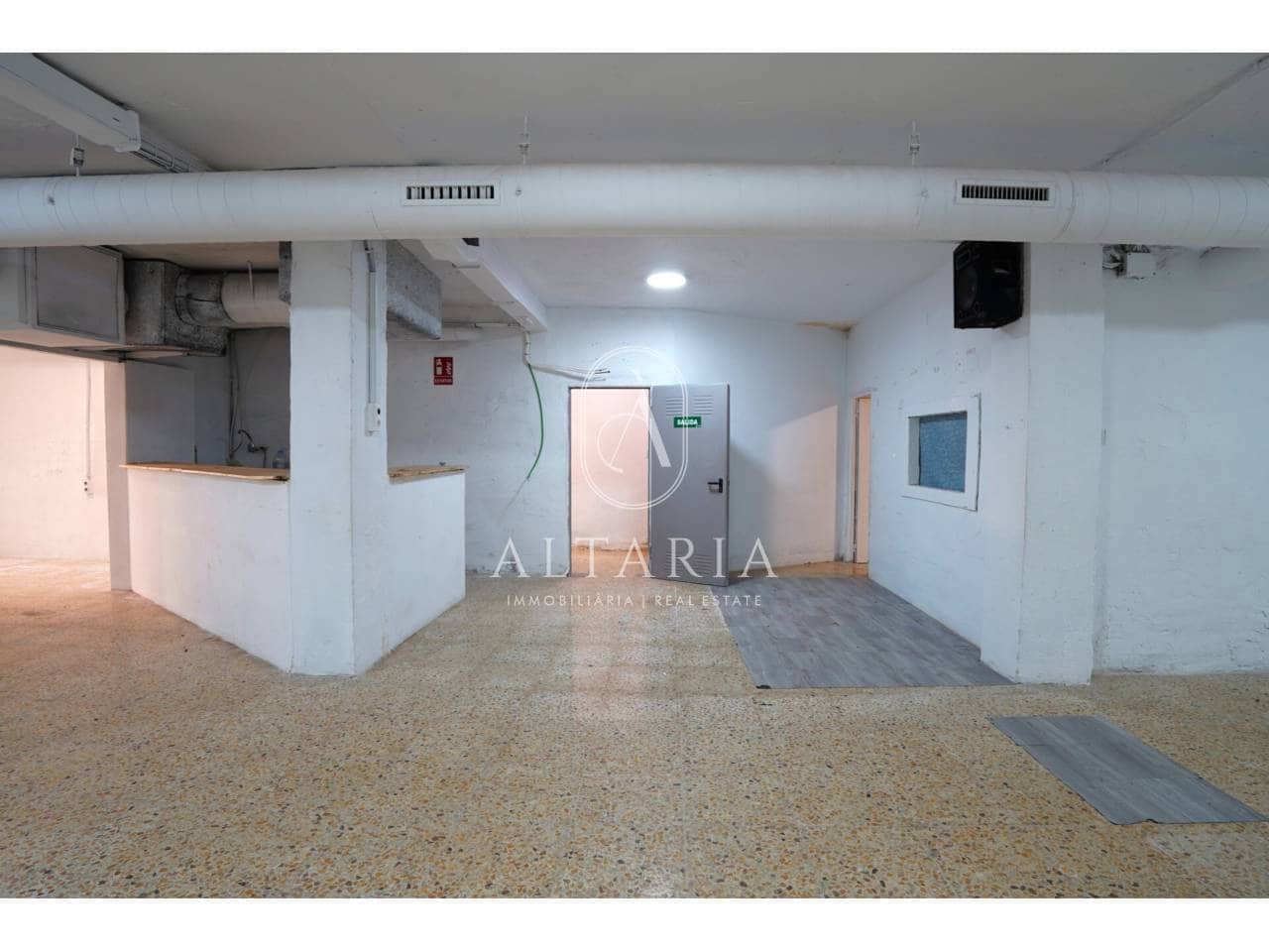 Commercial for sale in Blanes - € 78,000 (Ref: 9833175)