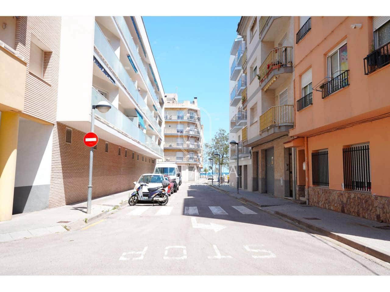 Commercial for sale in Blanes - € 78,000 (Ref: 9833175)