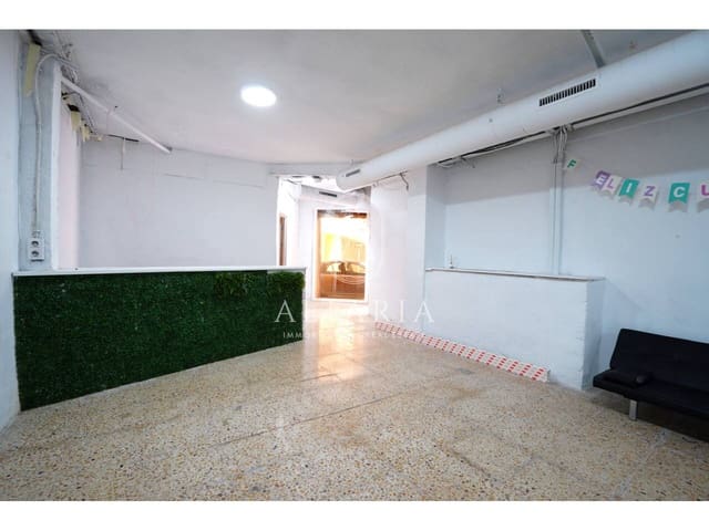 Erhverv til salg i Blanes - € 78.000 (Ref: 9833175)