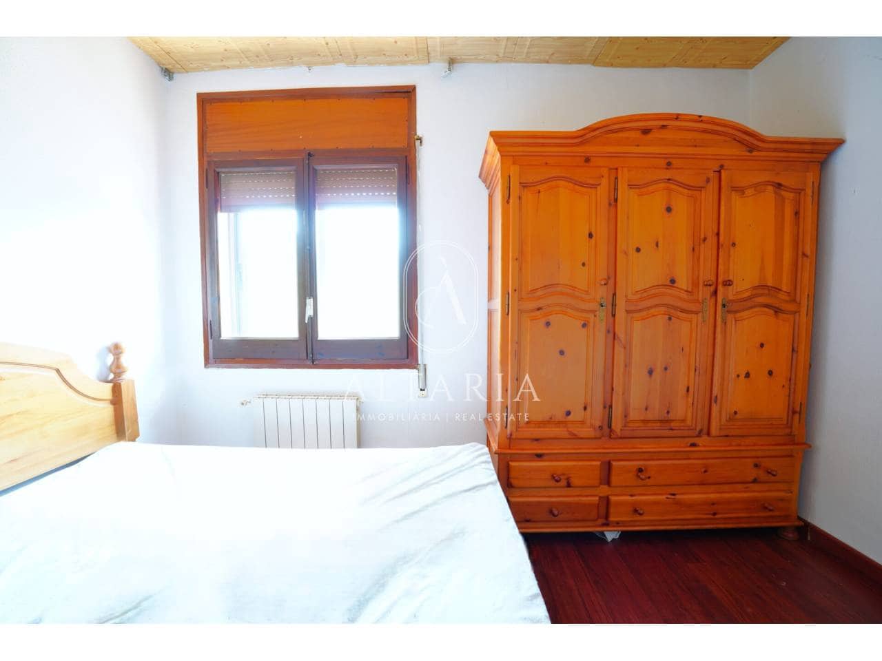 7 bedroom Villa for sale in Palafolls with pool garage - € 325,000 (Ref: 9835045)