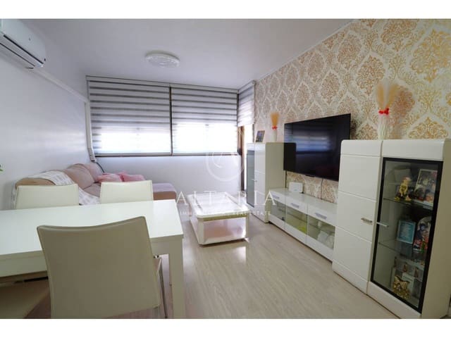 3 quarto Apartamento para venda em Sant Adrià de Besòs - 165 000 € (Ref: 9850840)