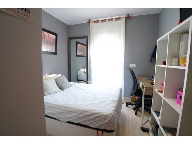 3 soveværelse Villa til salg i Urbanitzacions del Nord, Lloret de Mar med garage - € 342.000 (Ref: 9931190)