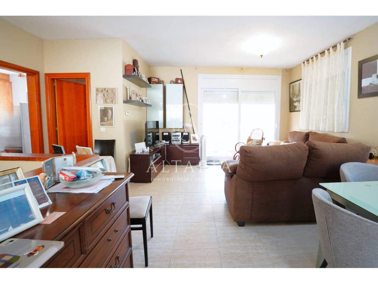 3 bedroom Villa for sale in Lloret de Mar with garage - € 342,000 (Ref: 9931190)