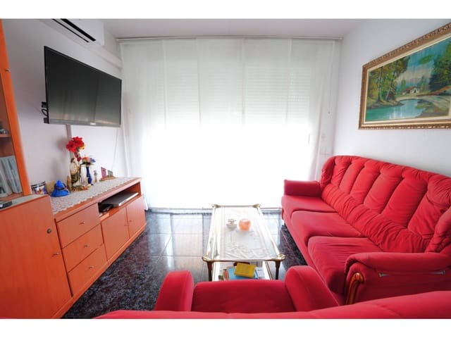 4 Zimmer Wohnung zu verkaufen in Malgrat de Mar - 208.000 € (Ref: 9941659)