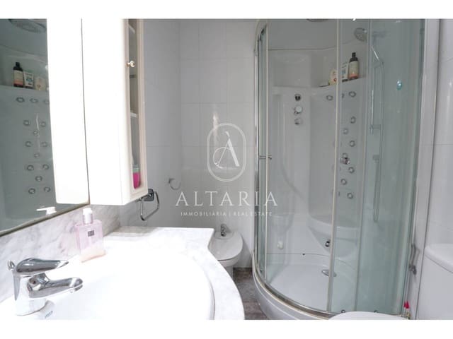 4 Zimmer Wohnung zu verkaufen in Malgrat de Mar - 208.000 € (Ref: 9941659)