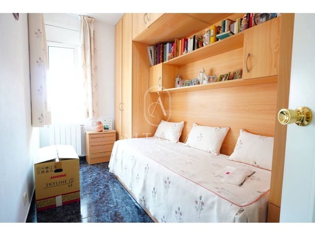 4 Zimmer Wohnung zu verkaufen in Malgrat de Mar - 208.000 € (Ref: 9941659)