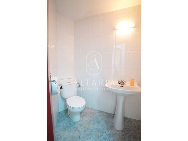 Erhverv til salg i Malgrat de Mar - € 65.000 (Ref: 9943873)