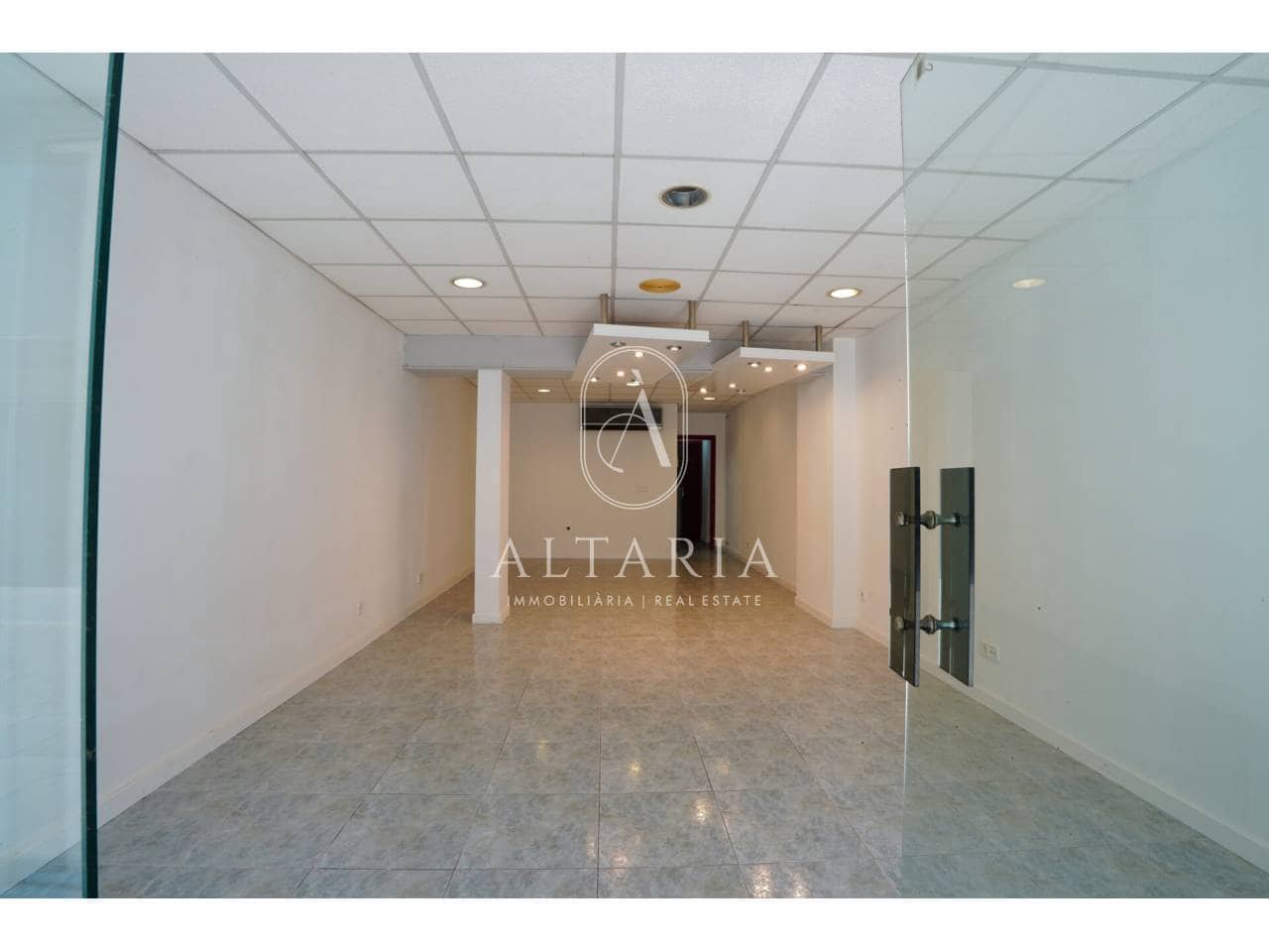 Komercyjne na sprzedaż w Malgrat de Mar - 65 000 € (Ref: 9943873)