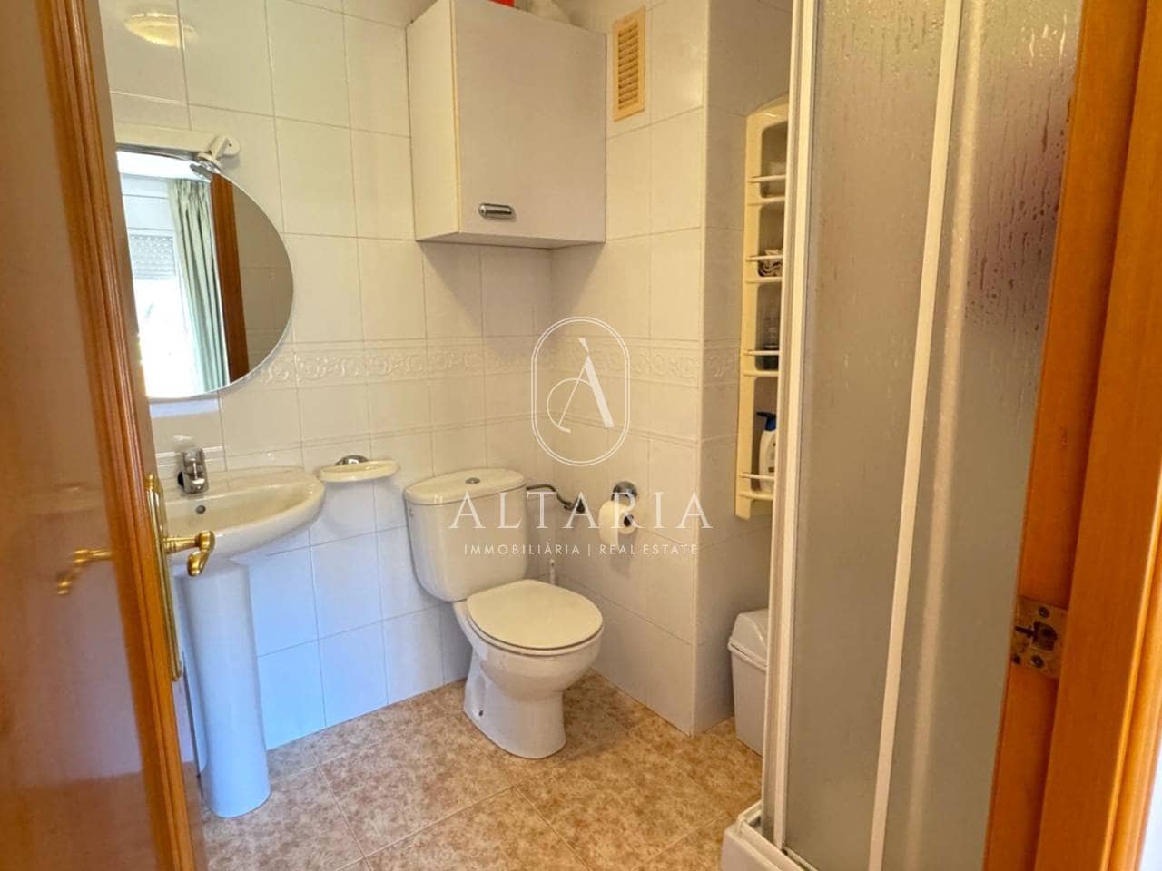 3 makuuhuone Asunto myytävänä paikassa Pineda de Mar mukana uima-altaan 
autotalli - 312 000 € (Ref: 9946878)
