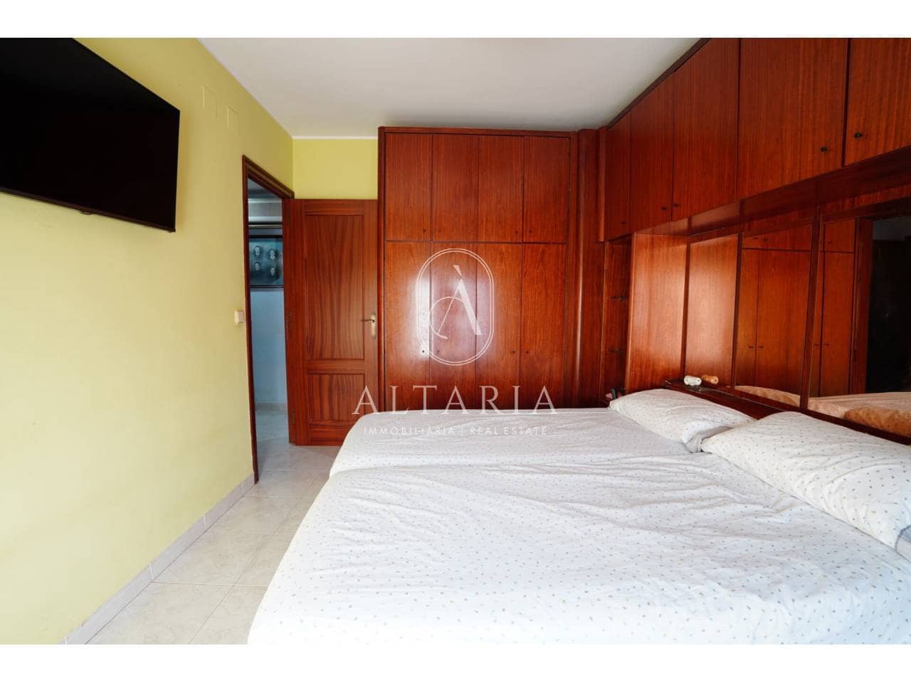 3 bedroom Flat for sale in Arbucies - € 140,000 (Ref: 9953642)