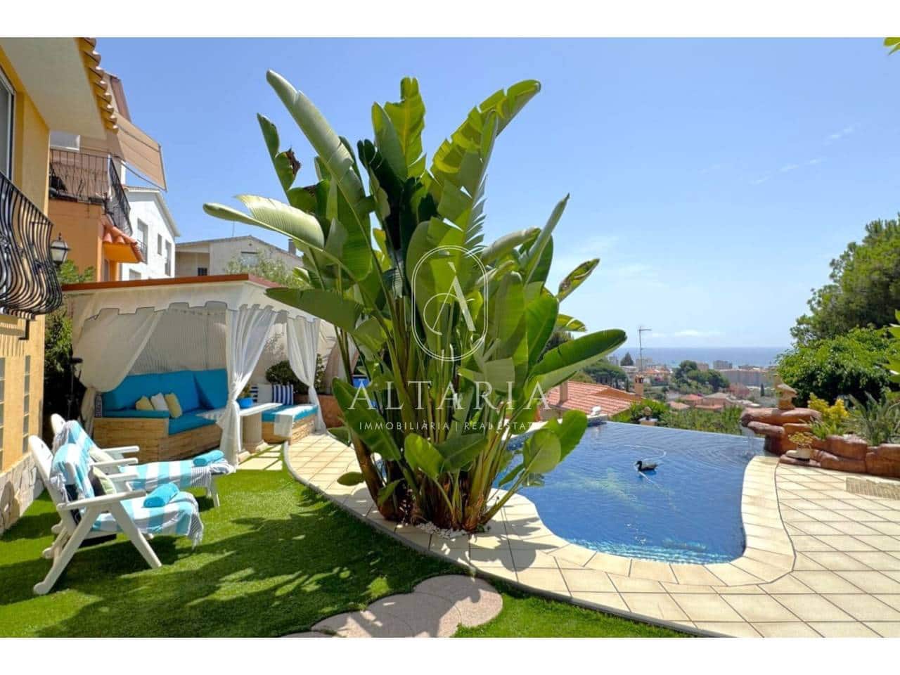 3 chambre Villa/Maison à vendre à Santa Susanna avec piscine - 475 000 € (Ref: 9961818)