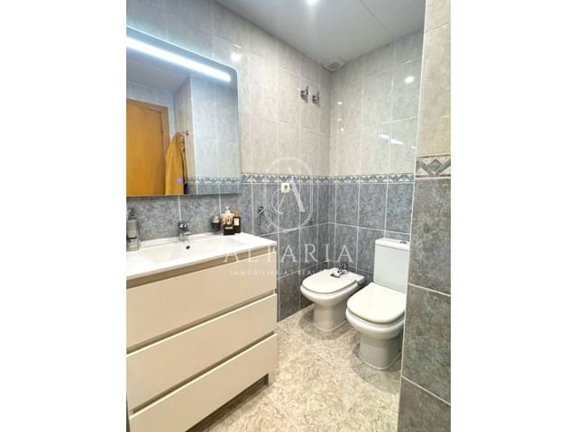 3 quarto Apartamento para venda em Malgrat de Mar com piscina - 250 000 € (Ref: 9964563)
