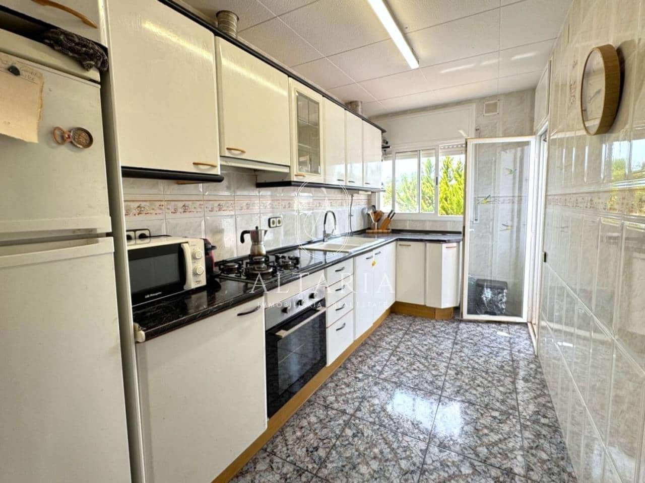 5 Zimmer Villa zu verkaufen in Lloret de Mar mit Pool - 375.000 € (Ref: 9999485)