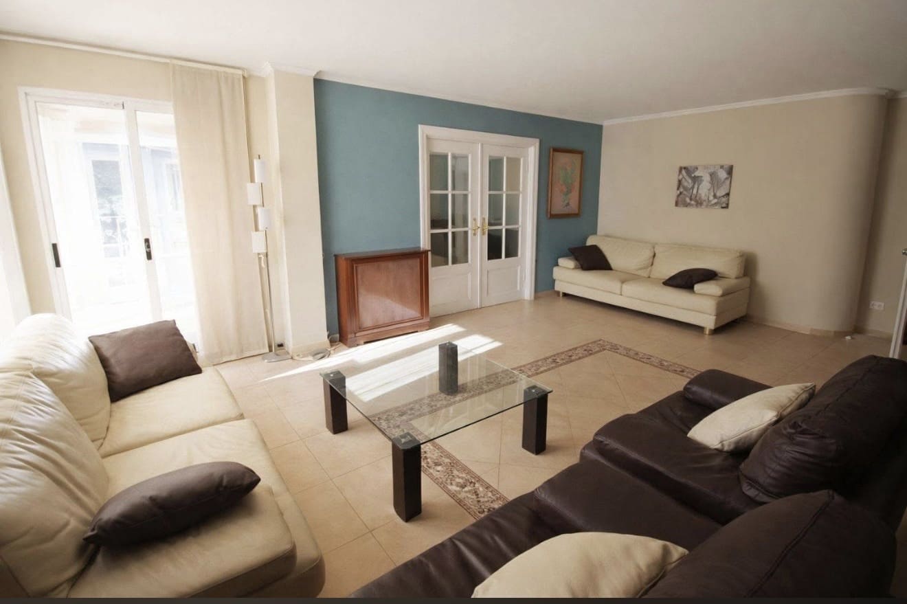 6 makuuhuone Huvila myytävänä paikassa Riba-roja de Turia mukana uima-altaan 
autotalli - 600 000 € (Ref: 9665470)