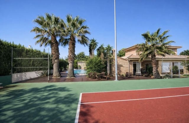 6 quarto Moradia para venda em Riba-roja de Túria com piscina garagem - 600 000 € (Ref: 9665470)