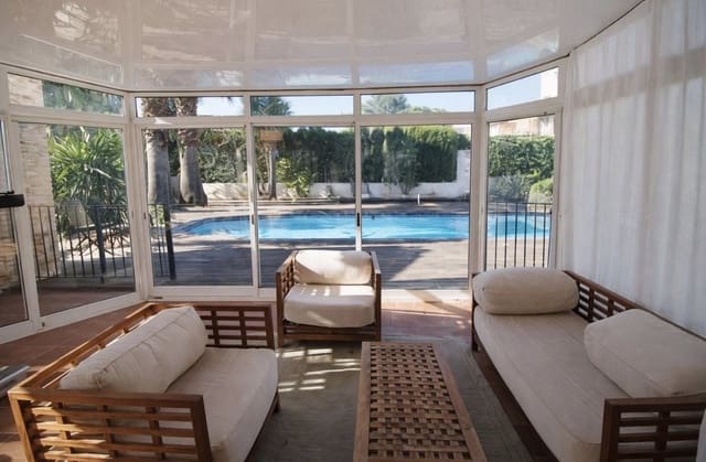 6 quarto Moradia para venda em Riba-roja de Túria com piscina garagem - 600 000 € (Ref: 9665470)