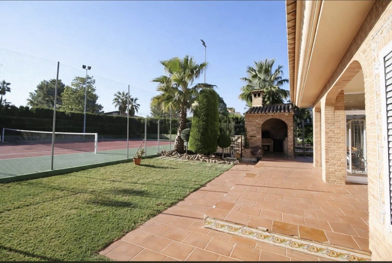 6 makuuhuone Huvila myytävänä paikassa Riba-roja de Turia mukana uima-altaan 
autotalli - 600 000 € (Ref: 9665470)