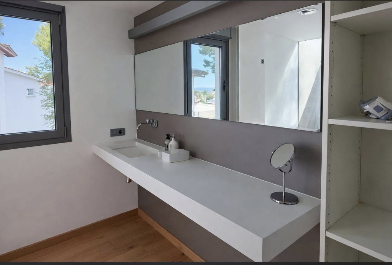 Chalet de 7 habitaciones en L'Eliana en venta con piscina - 875.000 € (Ref: 9669084)