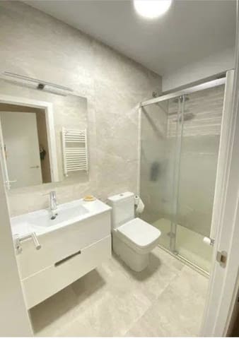 5 Zimmer Haus zu vermieten in La Cañada, Paterna mit Pool - 2.000 € (Ref: 9669086)