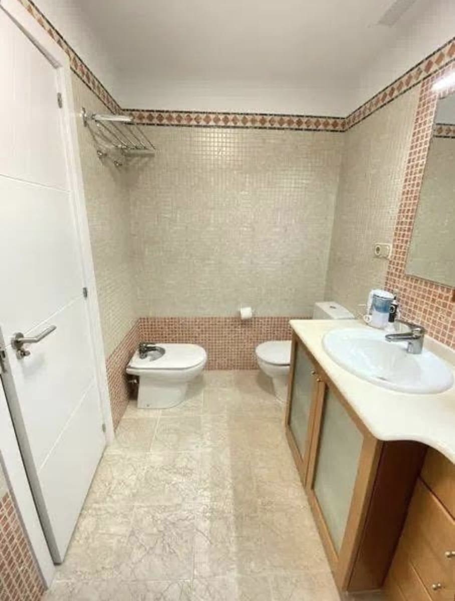 Casa de 5 habitaciones en La Cañada en alquiler con piscina - 2.000 € (Ref: 9669086)