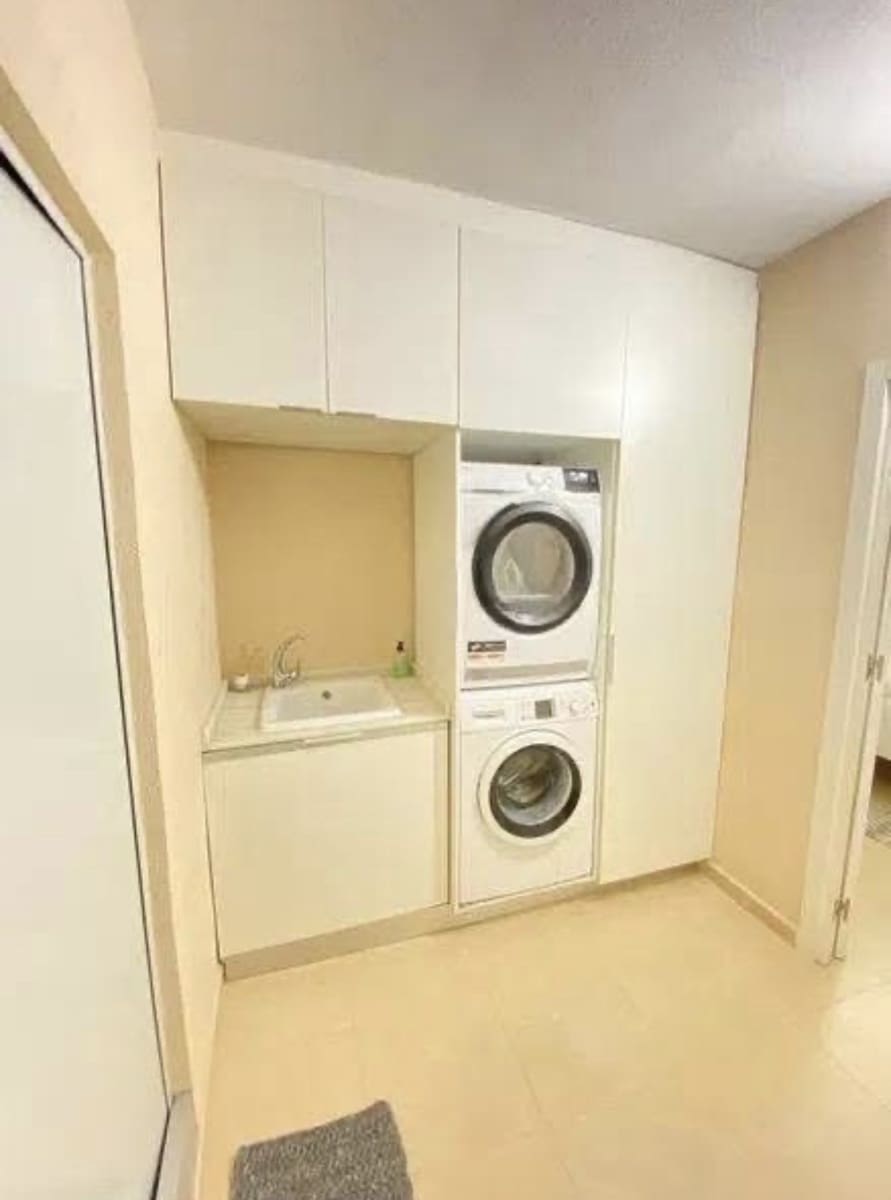 Casa de 5 habitaciones en La Cañada en alquiler con piscina - 2.000 € (Ref: 9669086)