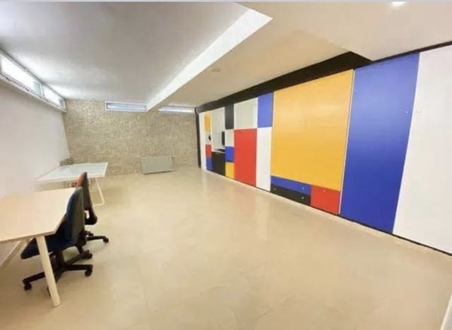 5 Zimmer Haus zu vermieten in La Cañada, Paterna mit Pool - 2.000 € (Ref: 9669086)