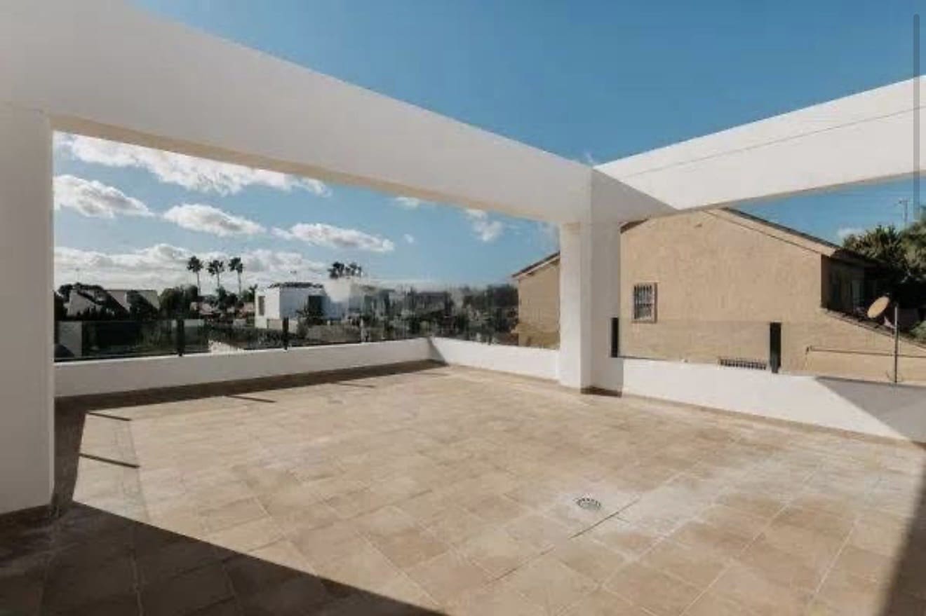 3 bedroom Villa for rent in L'Eliana with pool - € 5,500 (Ref: 9669106)