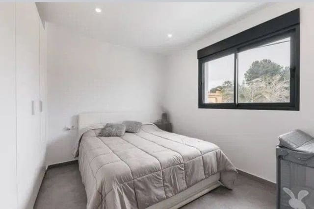 Villa/Maison de 3 chambres à louer à L'Eliana avec piscine - 5 500 € (Ref: 9669106)