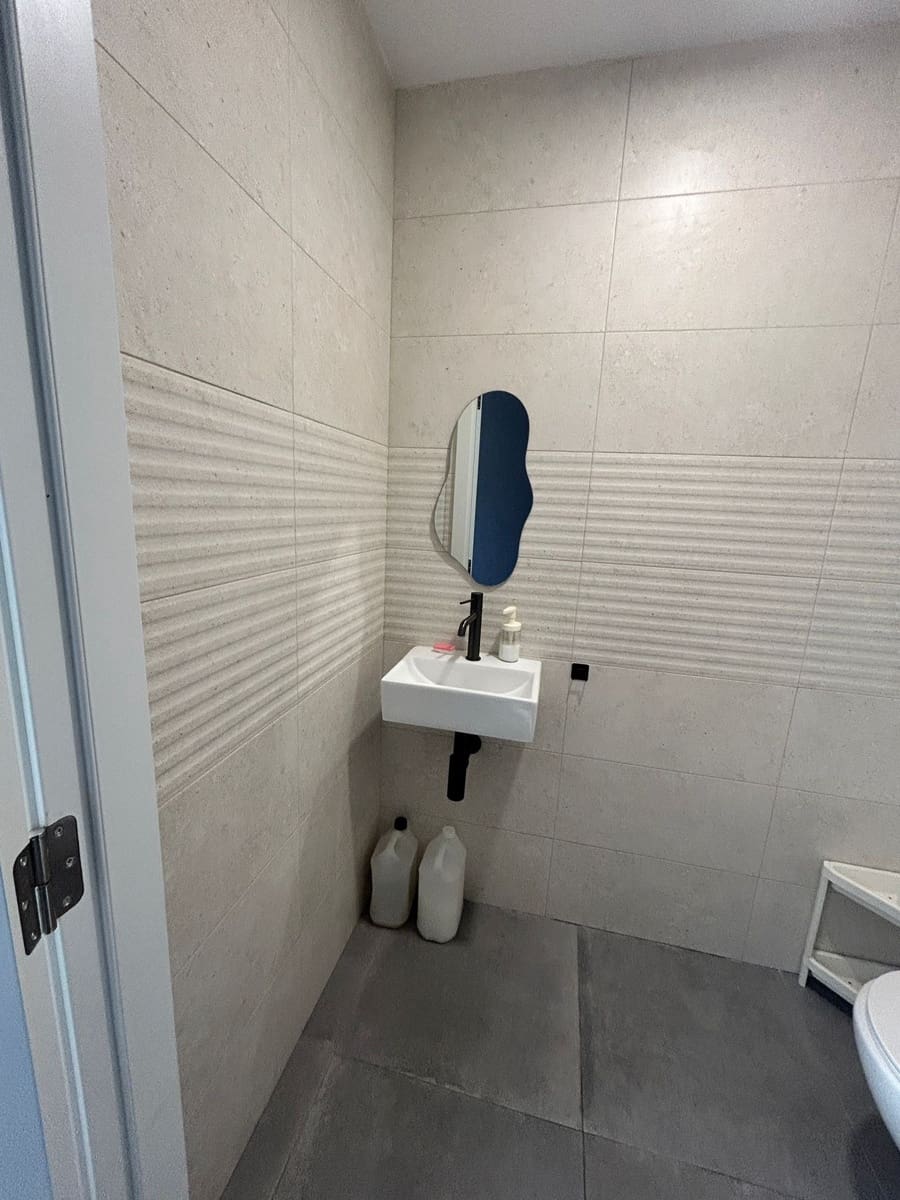 1 chambre Local Commercial à vendre à Valence ville avec garage - 170 000 € (Ref: 9669281)