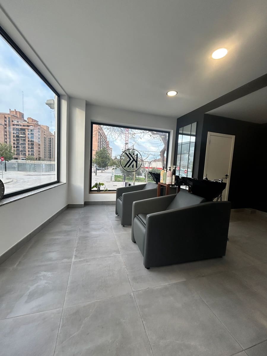 1 chambre Local Commercial à vendre à Valence ville avec garage - 170 000 € (Ref: 9669281)