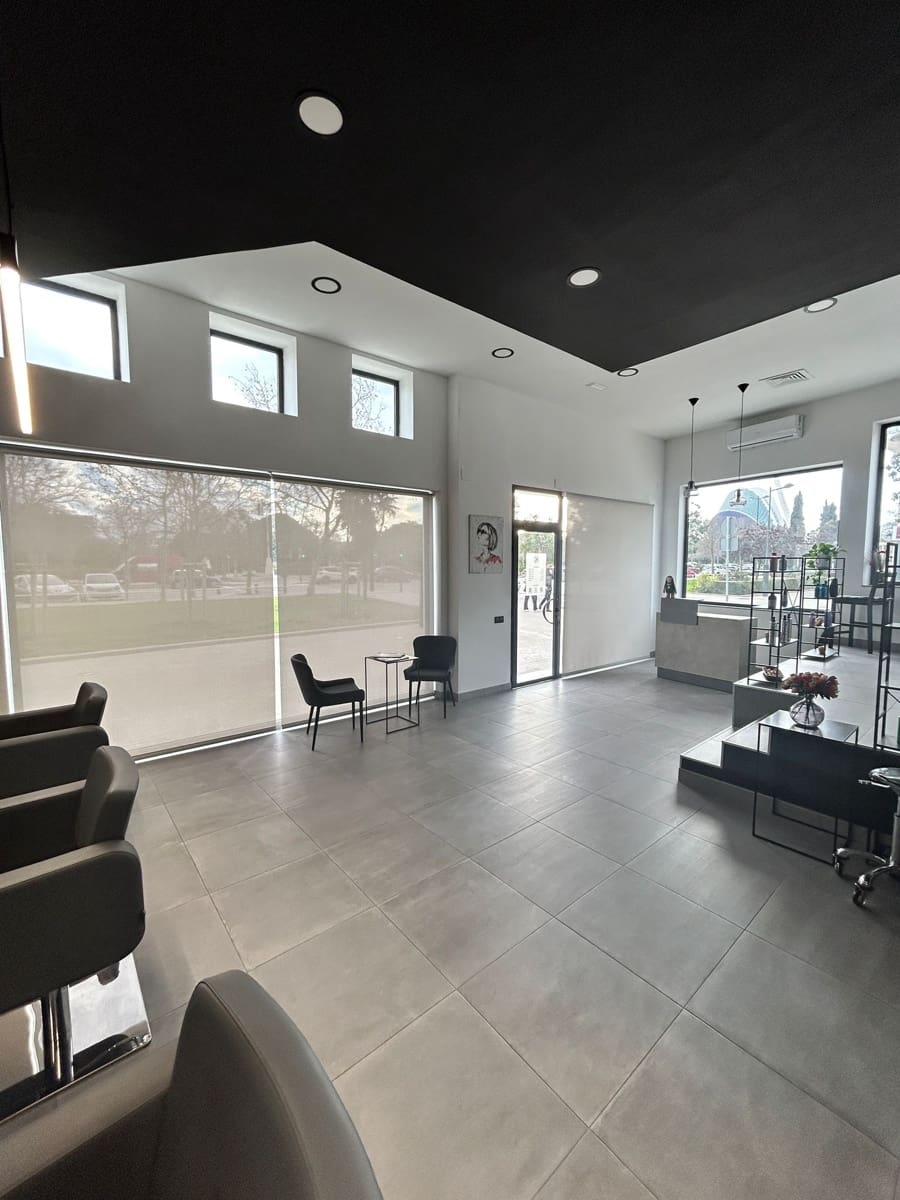 1 chambre Local Commercial à vendre à Valence ville avec garage - 170 000 € (Ref: 9669281)